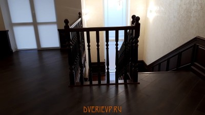 Лестница из массива ясеня на бетонное основание - фото 12