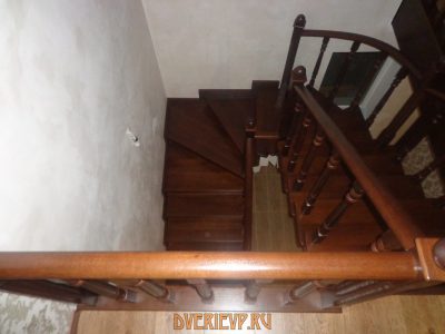 Лестница из дуба на металлический каркас - фото 10